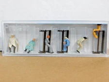 Preiser 14004  1/87 HO Seated Passenger w/Benches Figures  NIB