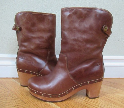 Womens 6 UGG AUSTRALIA LYNNEA SHEEPSKIN 