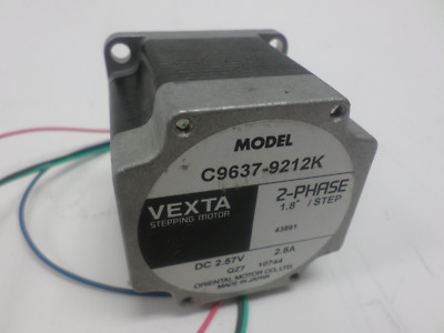 OEM Oriental Motor Co VEXTA 2-Phase 2.57VDC 2.8A 1.8