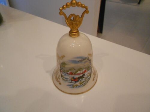 NOEL SMALL 1979 BELL WINTER SCENE GORHAM FINE CHINA 3 1/2" HIGH - Picture 1 of 5