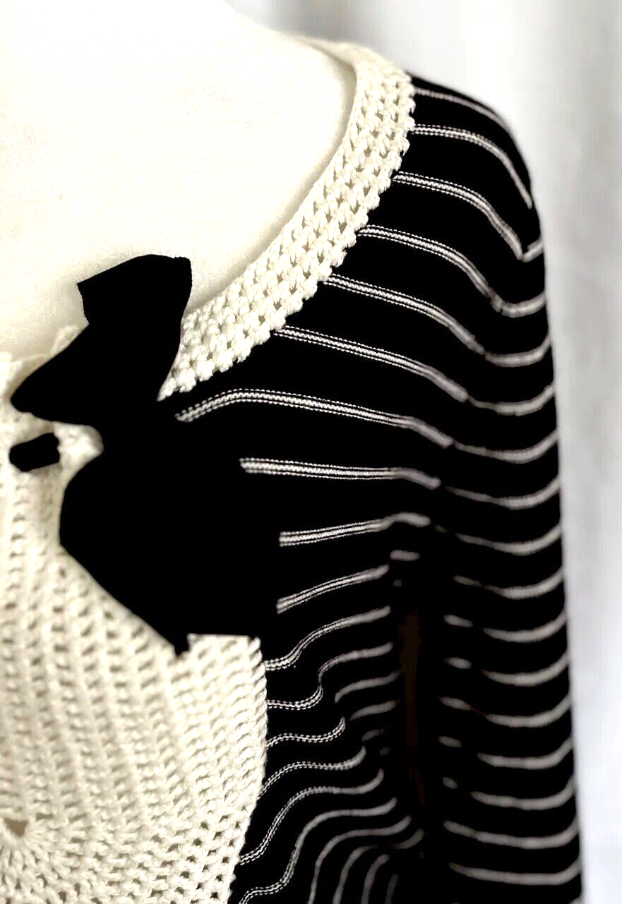 Anthropologie Field Flower Sweater Size Large Black Cream Stripe