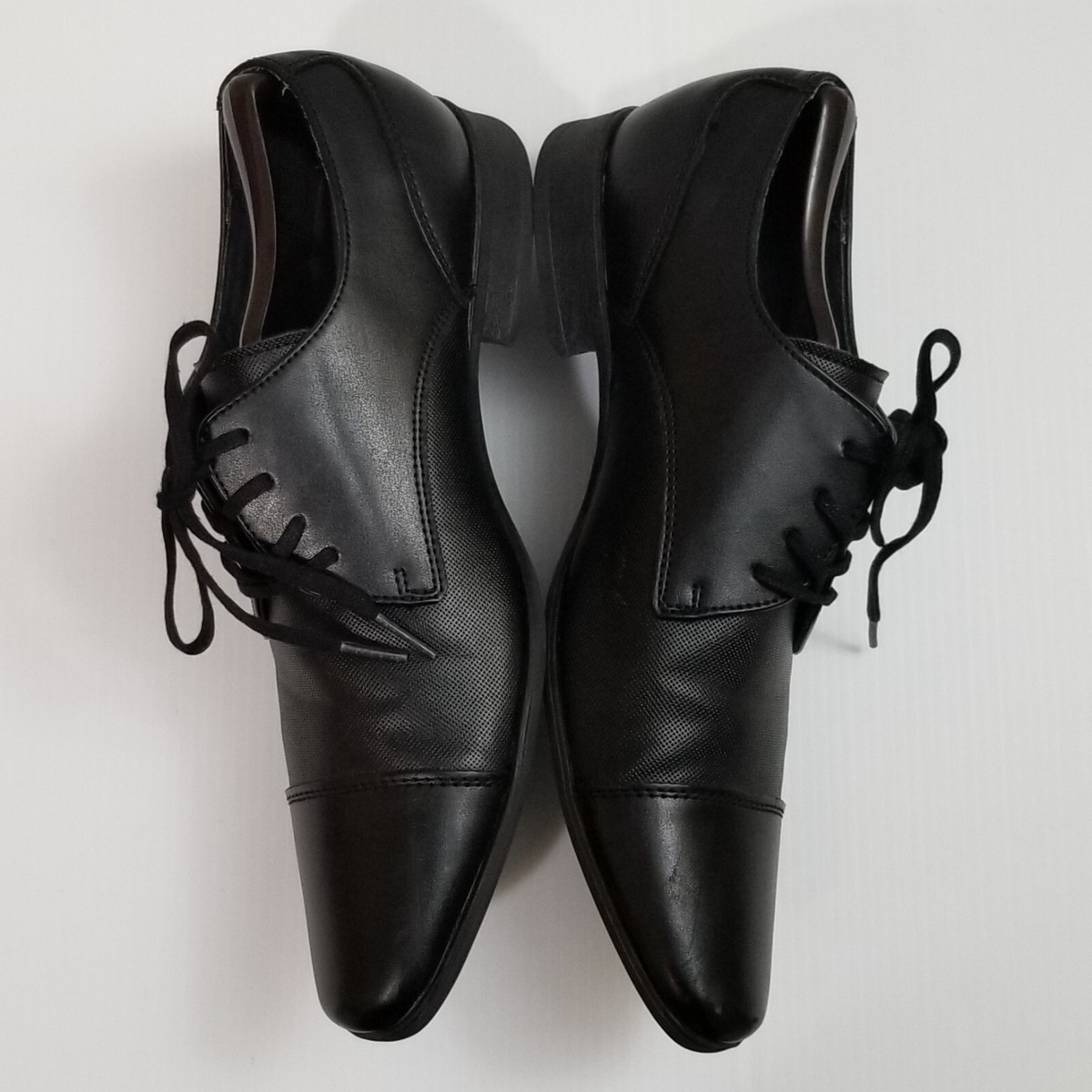 Calvin Klein Men\'s Elegant Black Oxfords. Size 9 Amazon.com | Calvin Klein Men main image 3