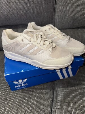 NEW Adidas Tech Super chalk Women U.S 9 & Mens U.S 7.5 Unisex Sneaker D67336