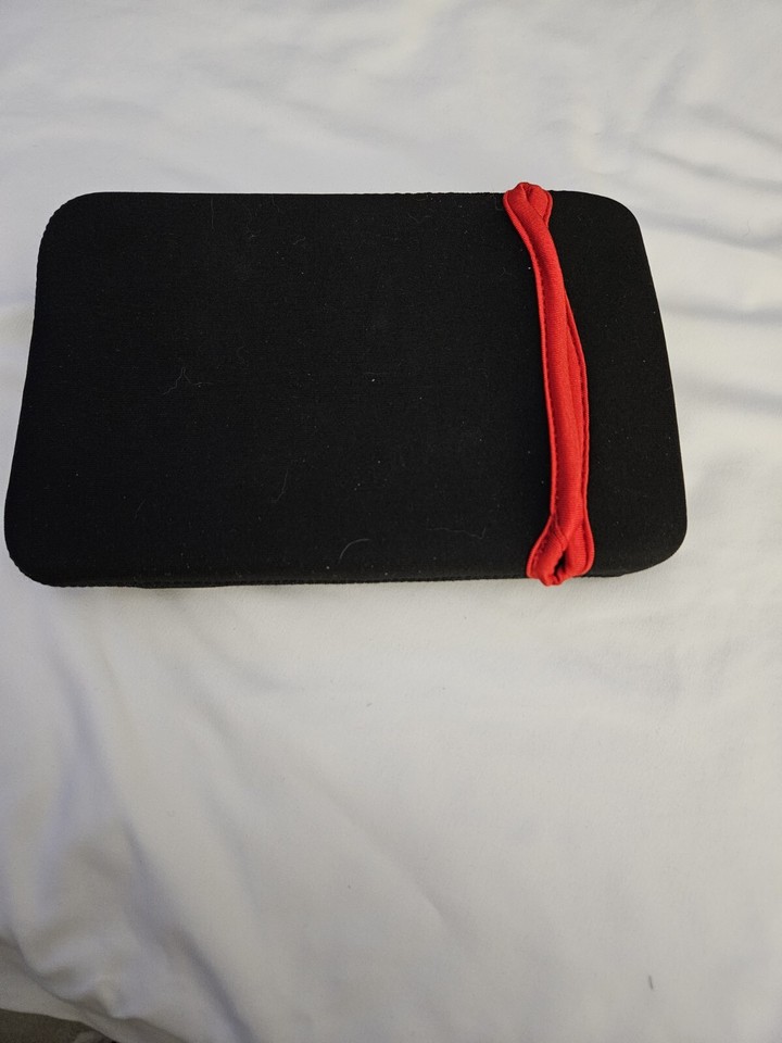 VIZIO VMB070 7" EDGE LIT RAZOR LED LCD PORTABLE TV IN BOX REMOTE