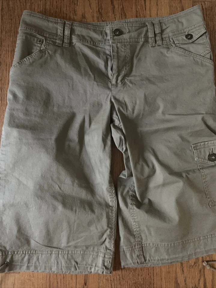 CALVIN KLEIN Cargo Shorts Khaki Designer Women’s Size 10 - Image 2 of 4