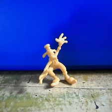 Walt Disney Goof Character Bendable Mini Figure Size 1.75x1.75 Inches Yellow