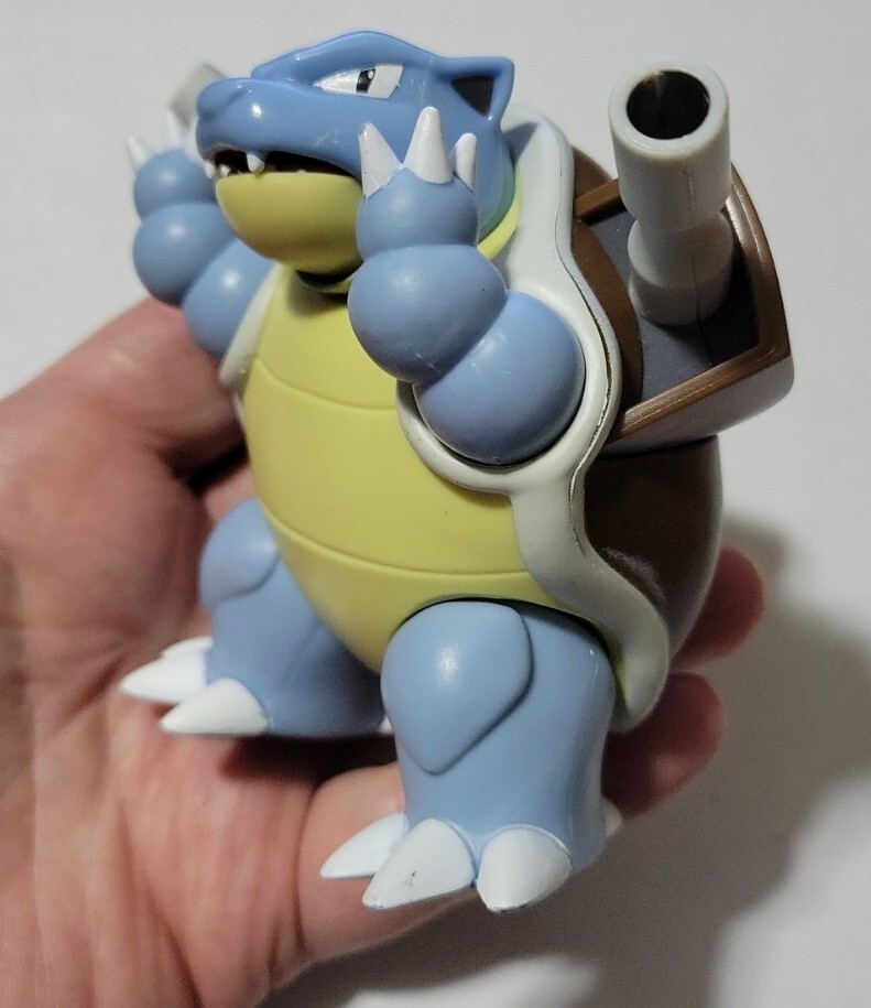 Pokemon Blastoise Figure Wicked Cool Toys 3.5&rdquo; Toy Action Figure 2019 Poseable
