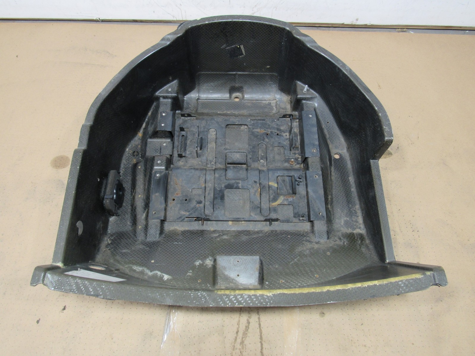 10-20 Bentley Mulsanne 2012 Rear Trunk Floor Spare Wheel Well Panel Cover |Y2