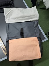 Rucksack mit Kleiner Kosmetiktasche