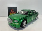 Maisto 2005 Chrysler Hemi 300c 1:18 Scale Diecast Model Car.