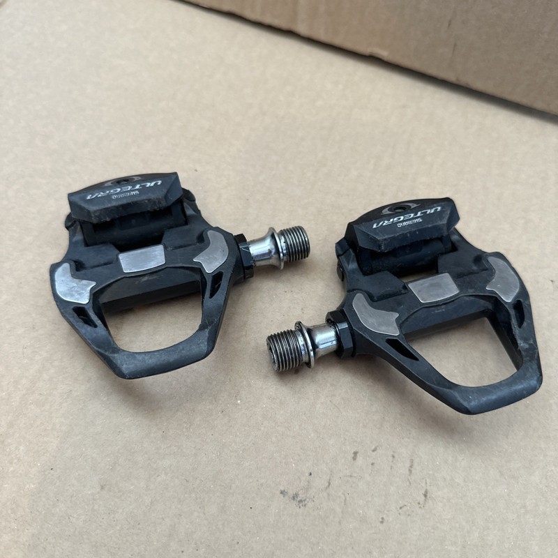 Shimano Ultegra PD-R8000 Carbon SPD-SL Road Pedals