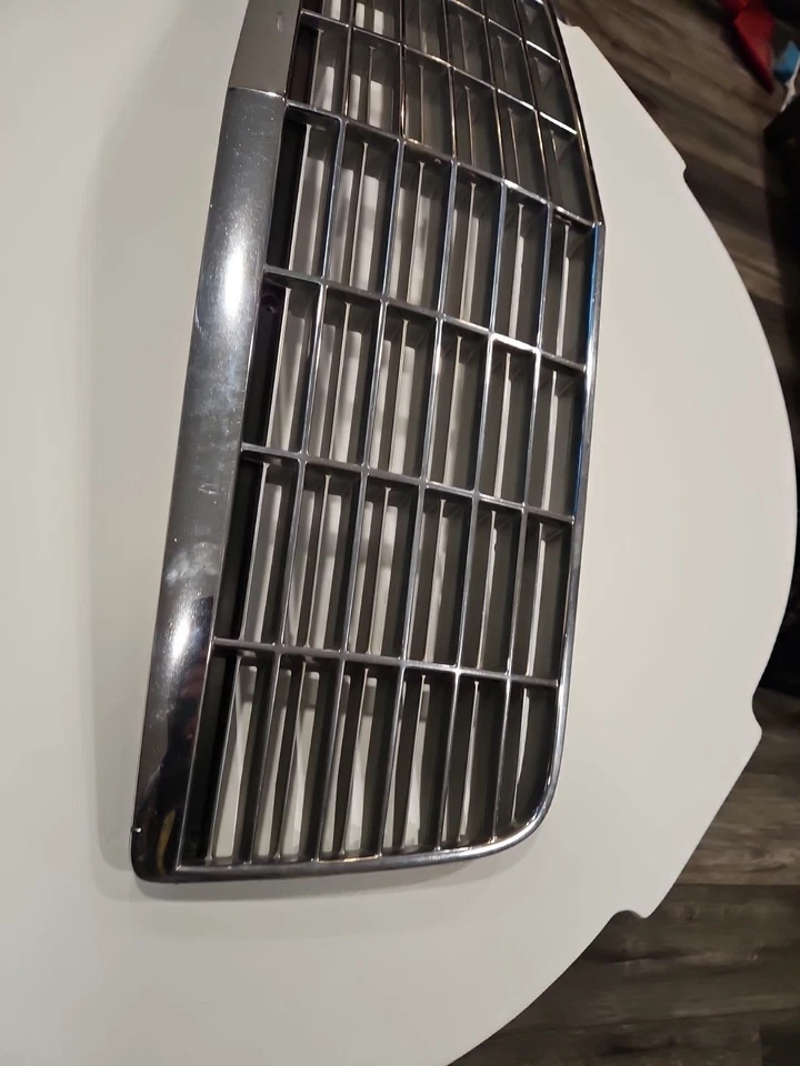 93 94 95 96 凯迪拉克 fleetwood brougham 前铬烤架 Oem Rwd 安装 1994 — 第 2/4 张图片