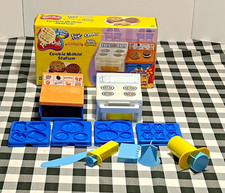 EUC Play-Doh Cookie Makin  Station with Origi...