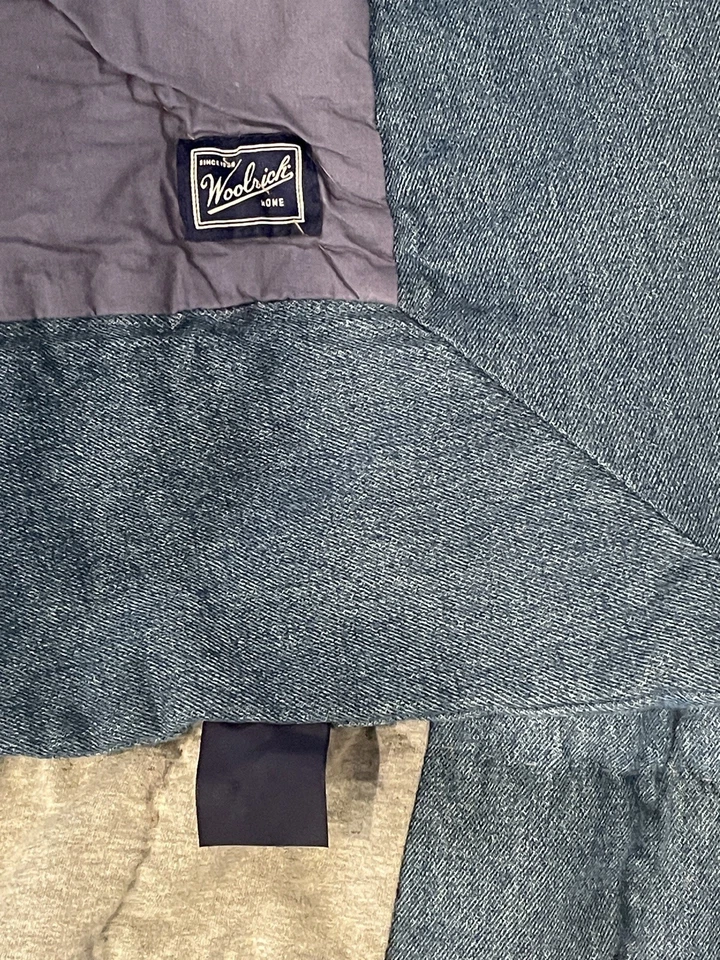 Woolrich Heavy Denim Patchwork Queen & 2 shams Quilt Cabin 93"x86" blue denim - Image 4 of 4