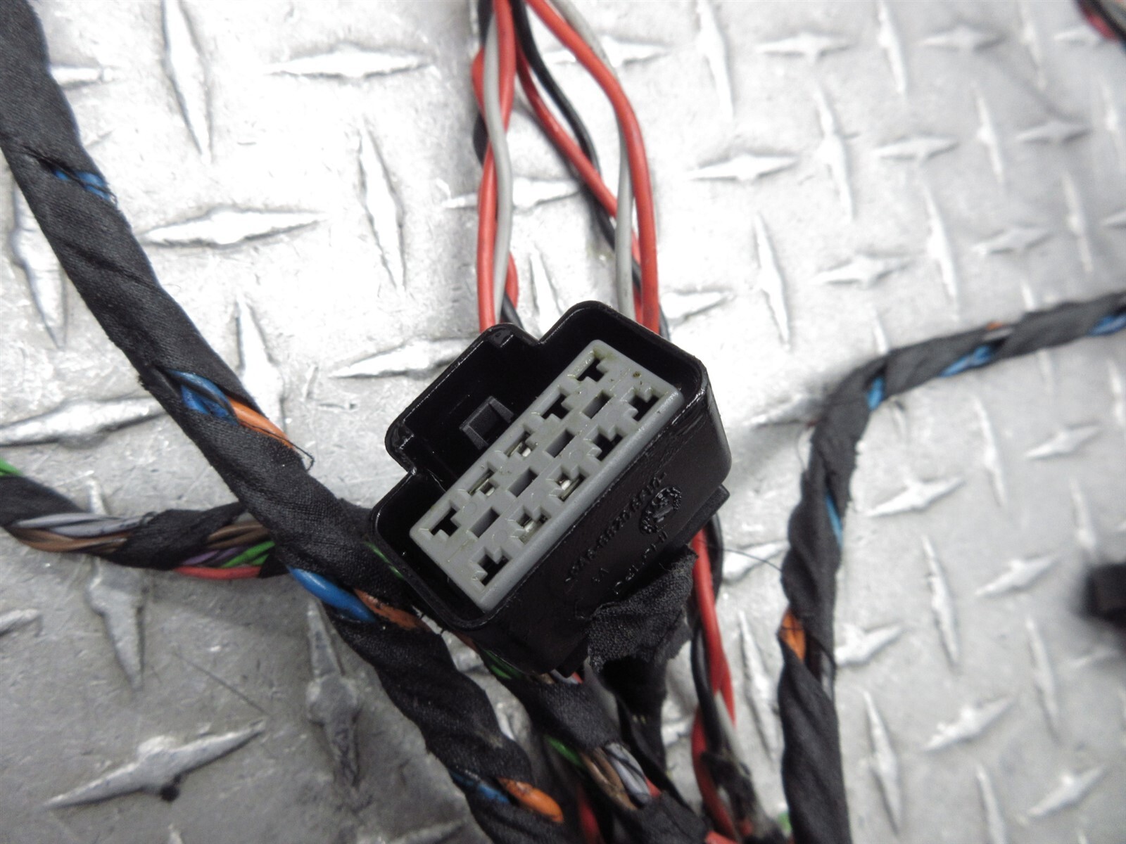 2008 Ferrari F430 Spider 216918 Amplifier Audio Wiring Harness Connector Cables