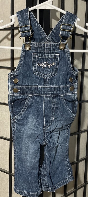 Baby Gap girl overalls - size 3-6 months