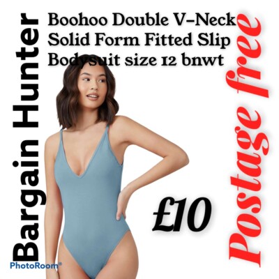 Boohoo doppelter V-Ausschnitt solide Form tailliert Slip Body Größe 12 neu mit Etikett 