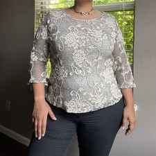 Y2K 2000s Lace Top 18/20 Ivory Black VNeck 3/4 Sleeve Romantic Goth Evening Plus