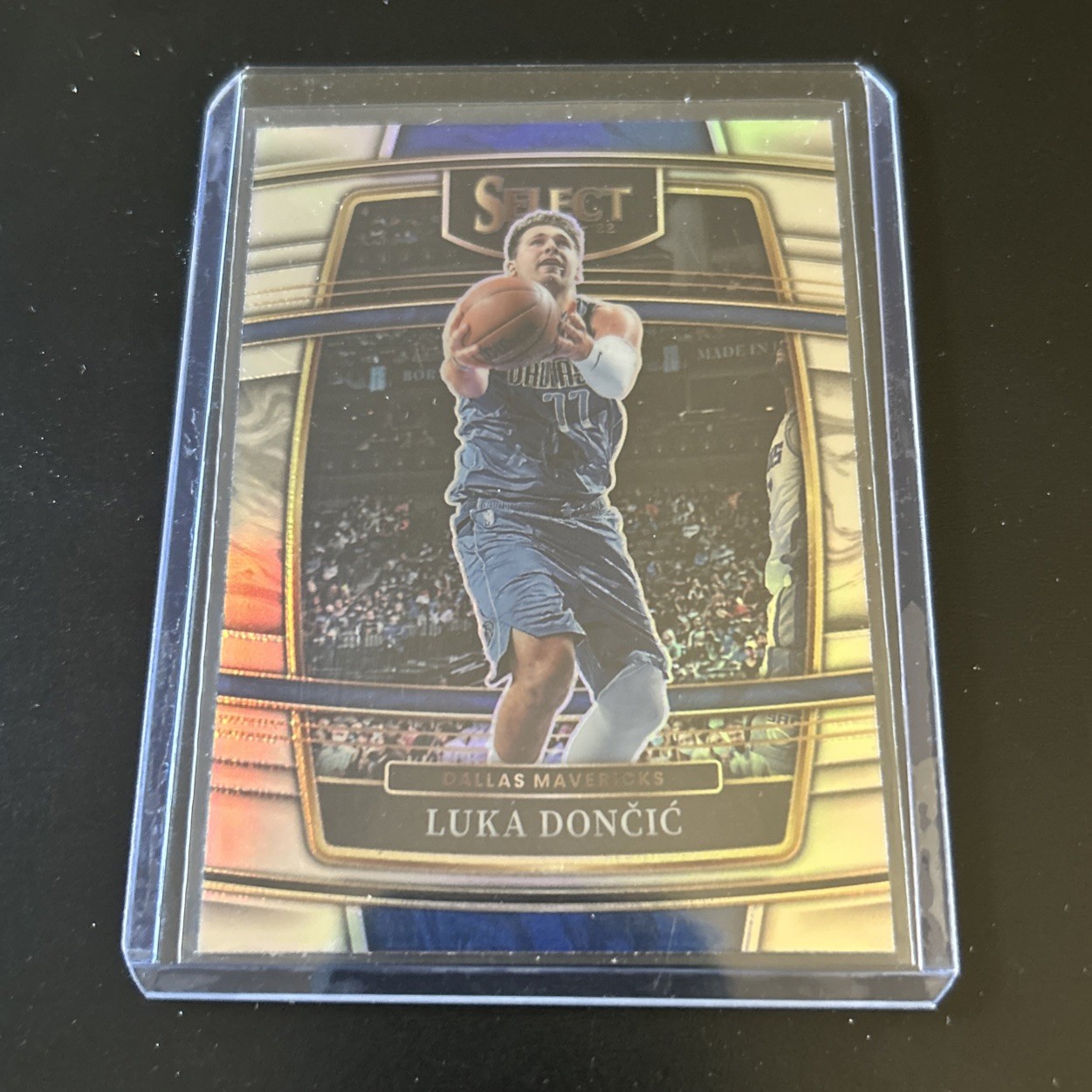 2021-22 Panini Select Luka Doncic Silver Prizm Concourse #12 Mavericks