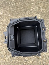  Land Rover Defender (L663) Refrigerator  L8B2-046N01-AB