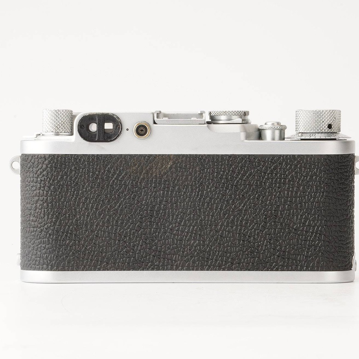 Leitz: Leica IIIf (red dial) Price Guide: estimate a camera value