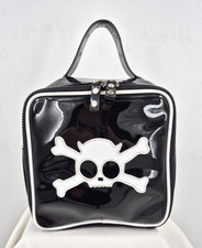 Bolso de Transporte Vintage ADICTO Patente PVC Blanco y Negro Calavera Huesos Cruzados
