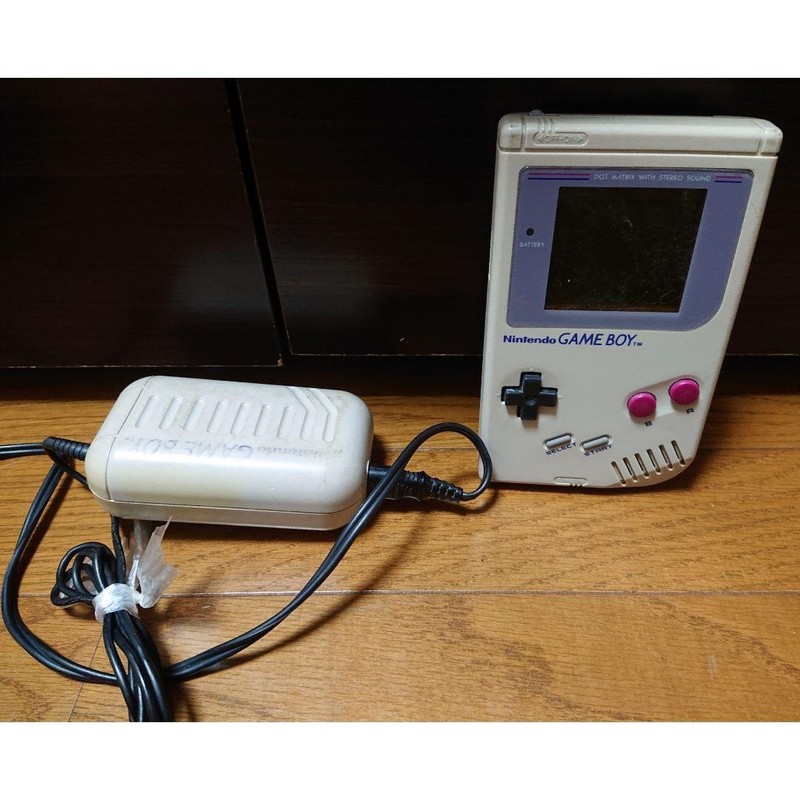 Original Nintendo Game Boy Gray Console Rechargeable Adapter
