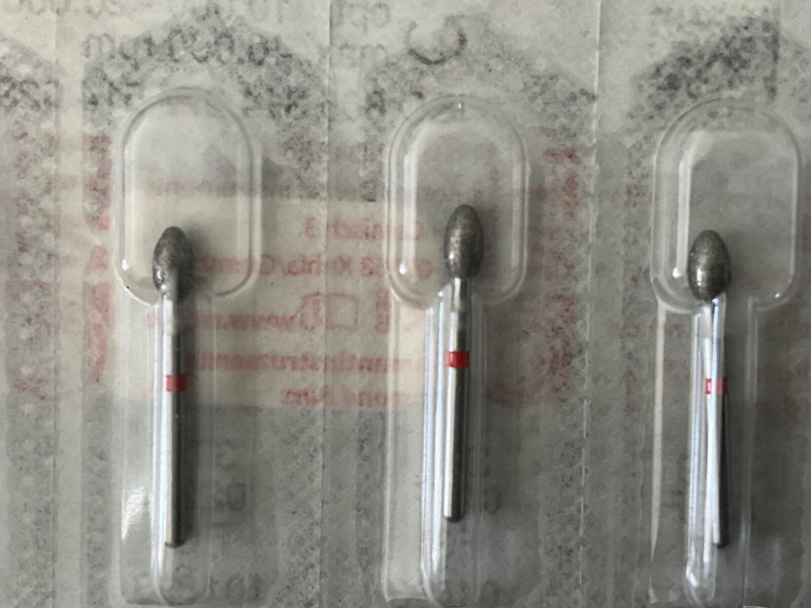 Frese Diamante Rosso Fine 10 Pezzi Frese Dentali Diamantate 379-023F FINE ROSSO - Forma Calcio, FG, Per Laboratorio Frizione Denti Dritti - Foto 5