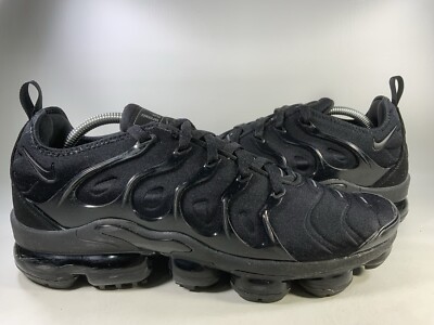 nike air vapormax plus men black