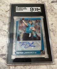 Trevor Lawrence #51 (RC) 2021 Clearly Donruss Rookie Autographs SGC 10 Auto Jags
