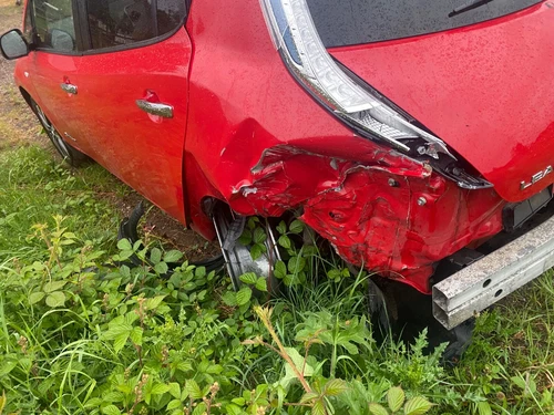 nissan leaf - Picture 3 of 4