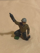 Timpo Hollow Cast Lead US Soldier England ao-17