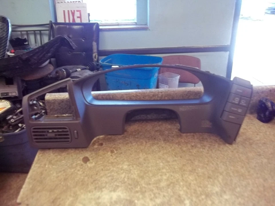 00-02 Nissan Quest Van SE Usado Salpicadero Velocímetro Cluster Bisel Cubierta de Borde Foto 4 de 4