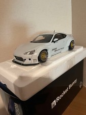 Autoart Rocket Bunny 86 Metallic White x Gold Wheels 78756