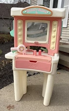 Vintage 90s Little Tikes Pink Beauty Salon With Blow Dryer And (2) Rollers