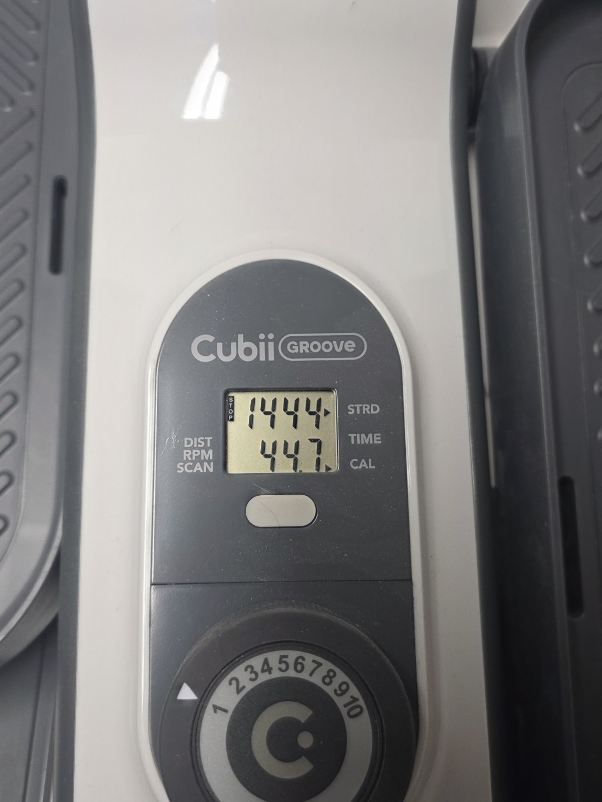 Cubii Groove Compact Seated Elliptical Model F7a1 White Used Great Condition