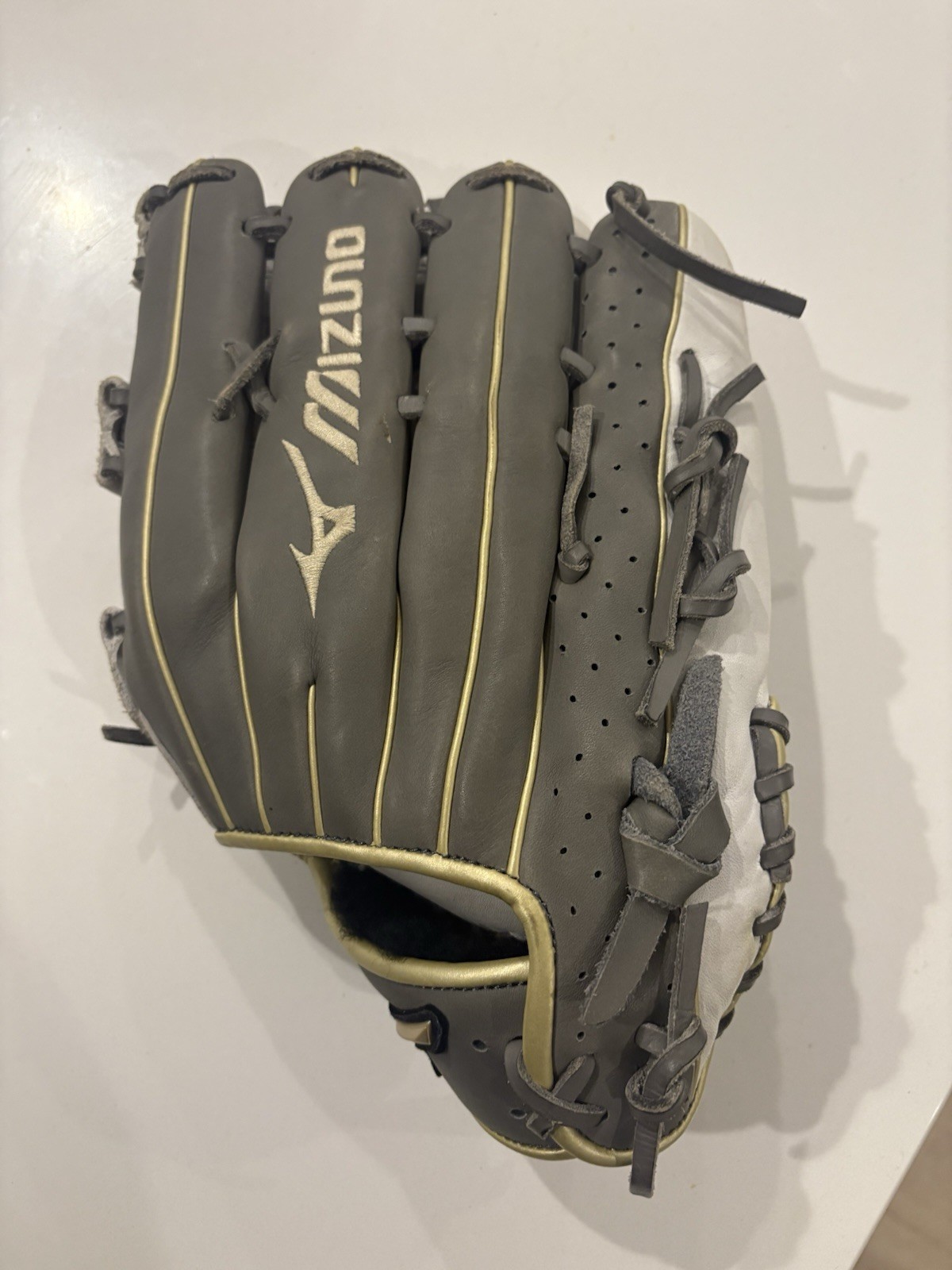 12.75 Left Handed Throw