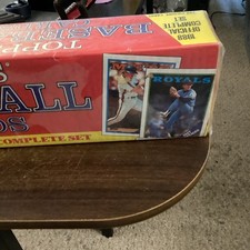 1998 Topps Baseball Cards 22