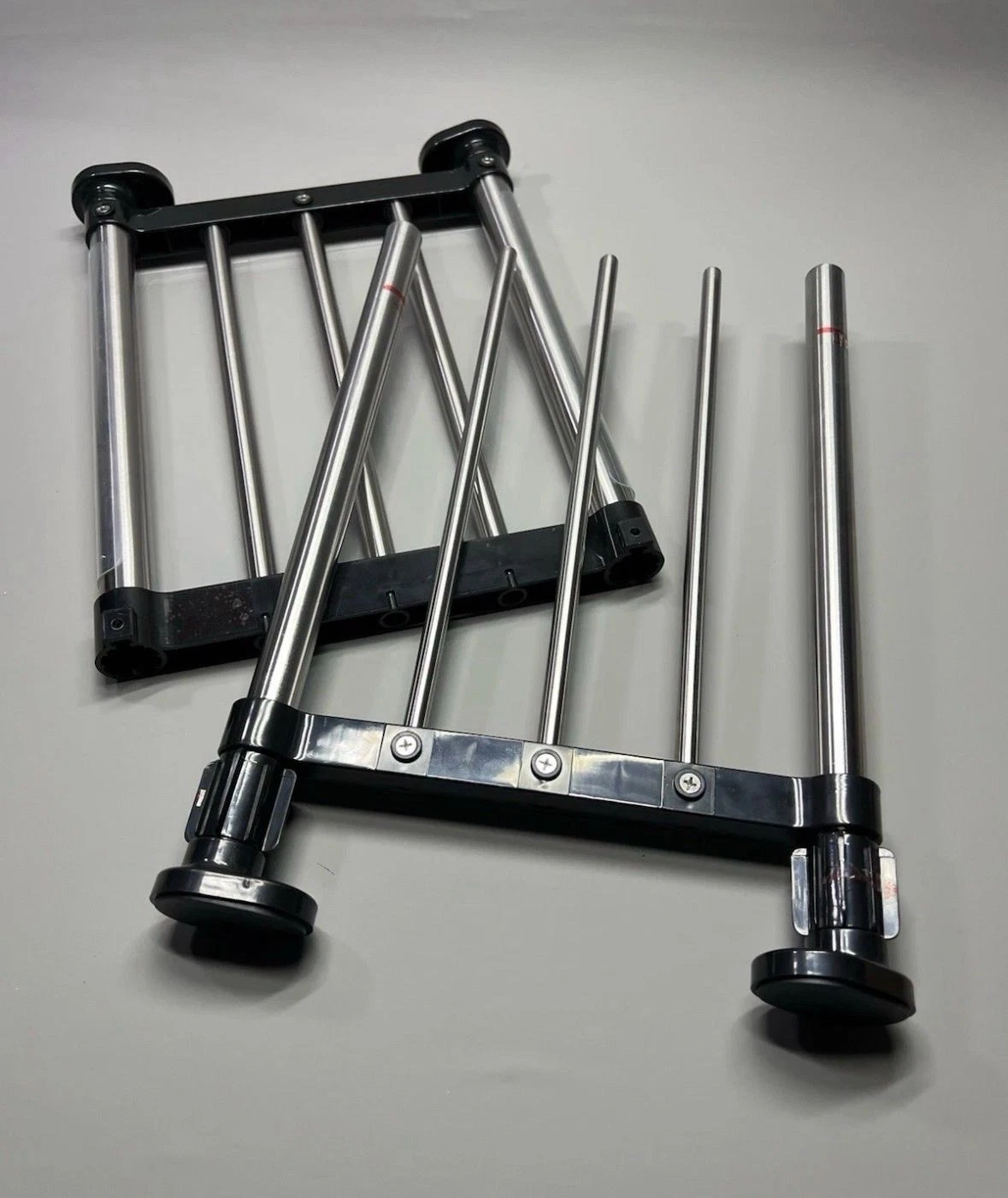 Expandable Closet Tension Shelf Rod Metal Storage Rack Cabinet Organizer 40-60cm