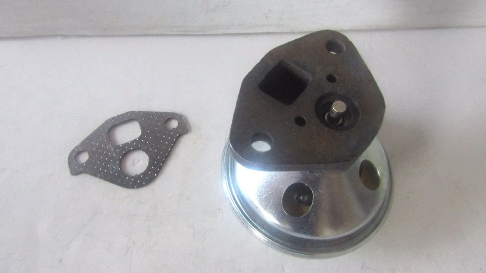 Pozos de válvula EGR EGR1010 para Chevrolet Caprice Cadillac Brougham 91-1992 Foto 2 de 2