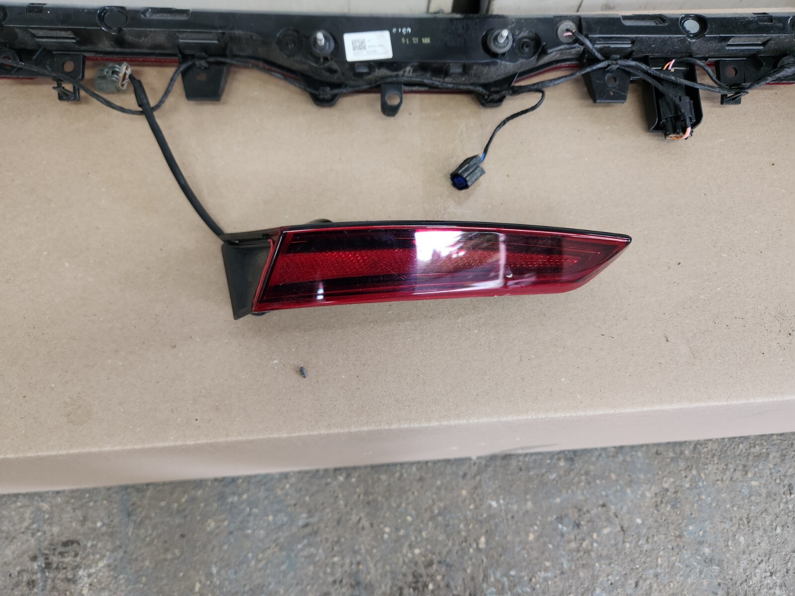 2020-2022 HYUNDAI SONATA OEM LH LEFT TRUNK MOUNTED CORNER TAIL LIGHT LAMP