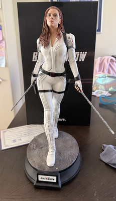 Queen Studios Marvel Black Widow Snow Suit 1:4 Scale Statue