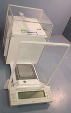 Mettler Toledo AT261 Analytical Balance DeltaRange 205 g Max 0.01mg Readability