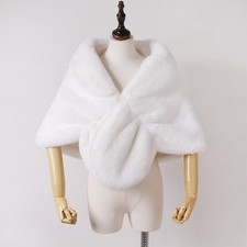 2025 New Arrival Autumn/Winter Faux Fur Shawl Bridal Gown Prom Shawl Cape