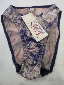 Vtg 90&rsquo;s Lily Of France Shiny Satin Panties & Bra Set Second Skin SM 36B NOS
