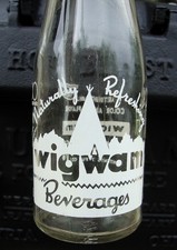 WIGWAM BEVERAGES ~ WESTERN PAINTED LABEL ACL SODA BOTTLE LOS ANGELES, CALIFORNIA