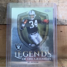 2025 Topps Chrome Football NFL Bo Jackson Legends of the Gridiron Refractor