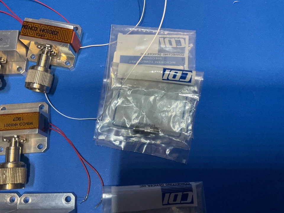 PTERNACK PE9801 PE9889 PE9804 CDI 5017CCSF FSC 30990 USADO COMO ESTÁ LOTES WR-90 Foto 3 de 4