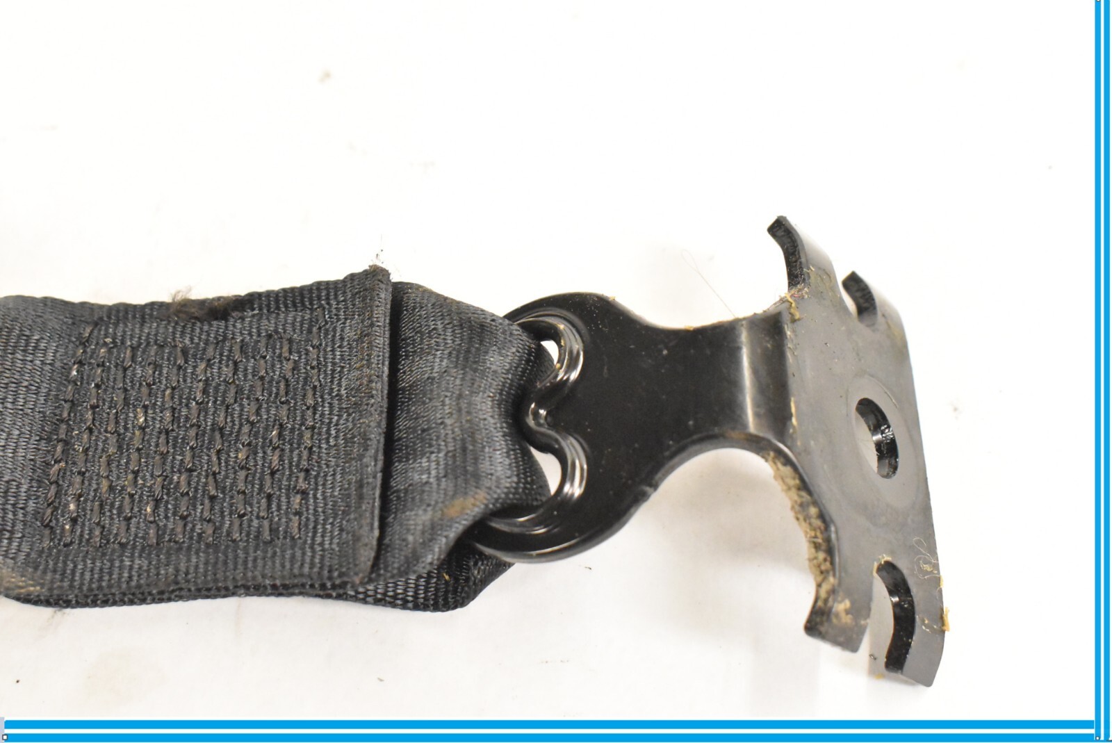 Maserati Quattroporte 2014-2018 Rear Seat belt buckle