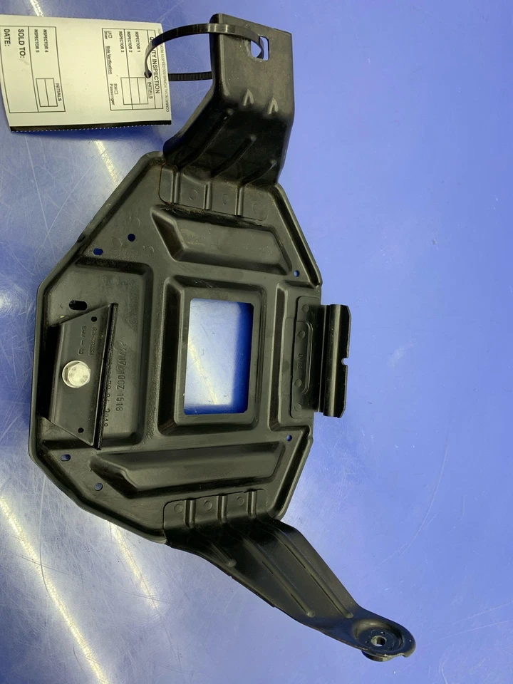 BMW M550I 2018-2023 4,4 L AWD bandeja de batería soporte soporte soporte montaje 9311079 Foto 2 de 4